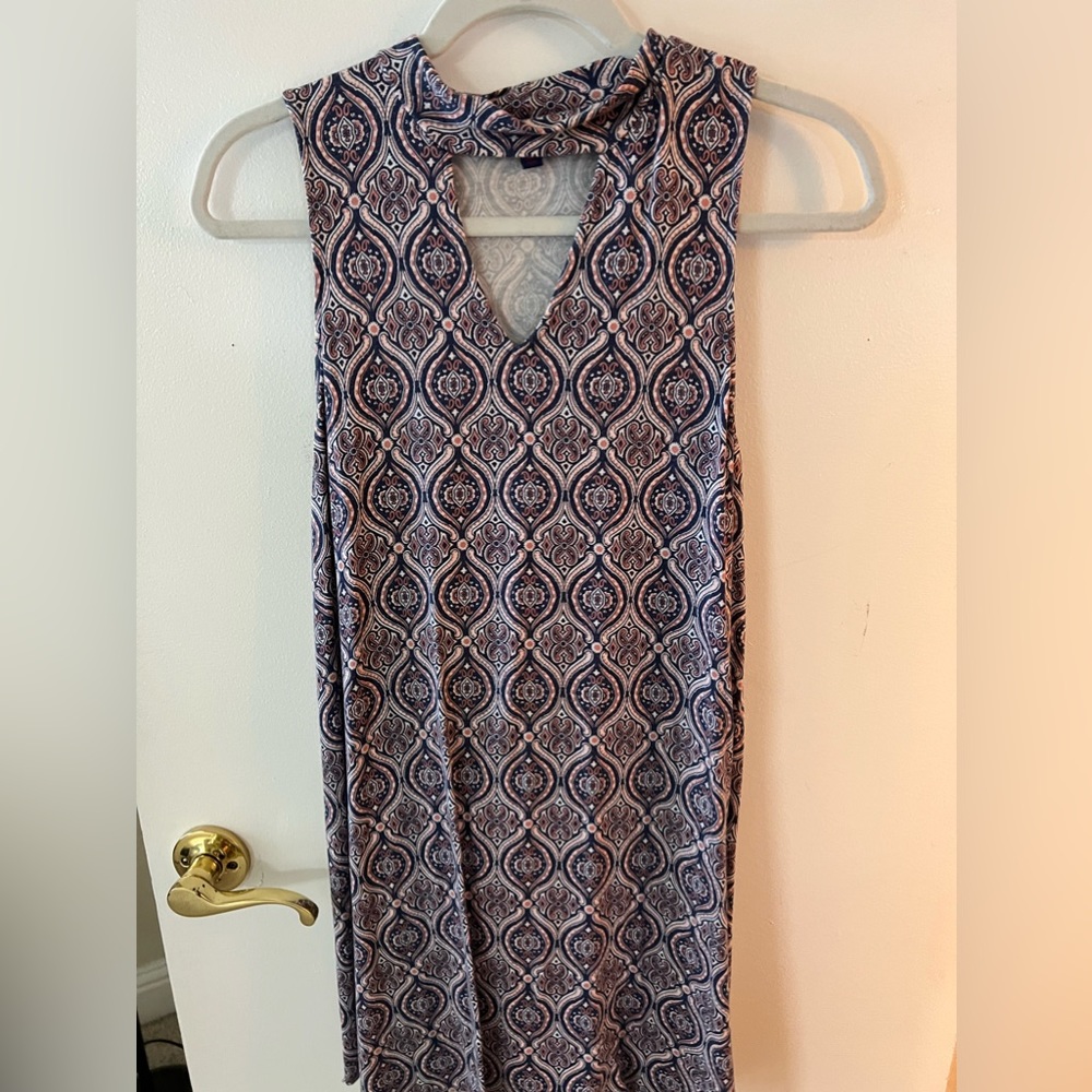 Aeropostale dress. Multicolor with pattern
